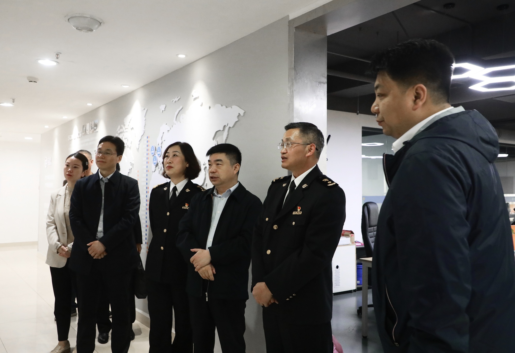 中国尊龙集团